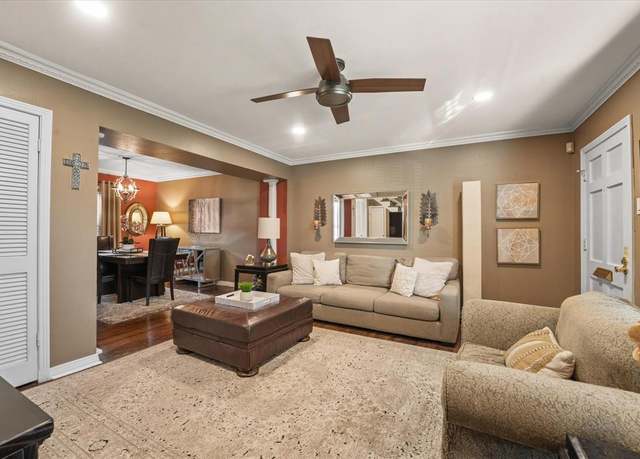 Property at 6429 Bordeaux Ave Unit D, Dallas, TX 75209, 2 beds, 1 bath
