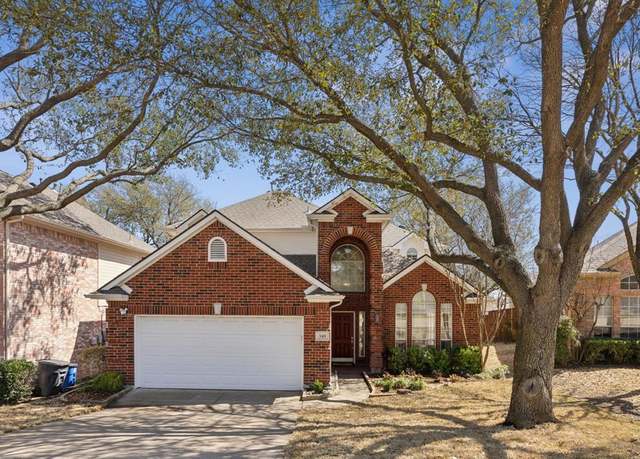Property at 340 Kahala Dr, Dallas, TX 75218, 4 beds, 2.5 baths