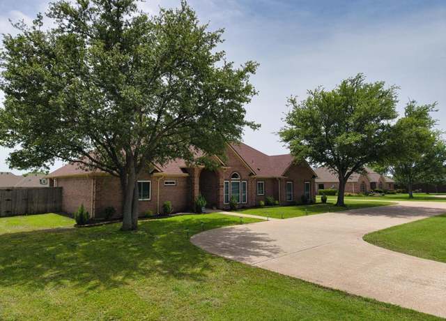 Property at 1756 W Alamosa Dr, Talty, TX 75160, 4 beds, 2.5 baths