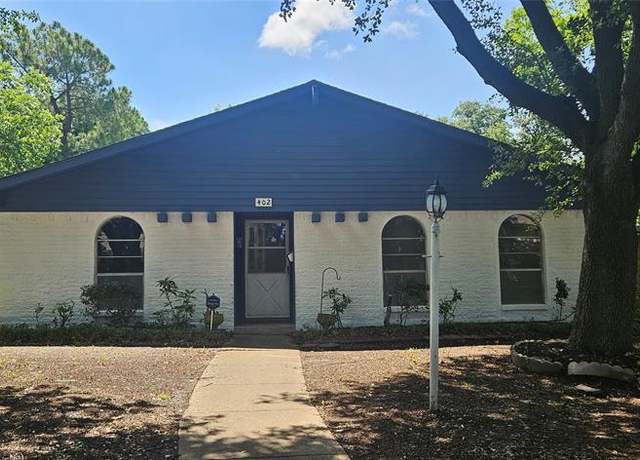 Property at 402 Ivy Way, Garland, TX 75043, 3 beds, 2 baths