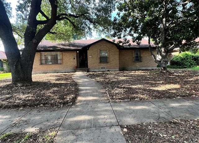 Property at 527 E Polk St, Richardson, TX 75081, 4 beds, 3 baths