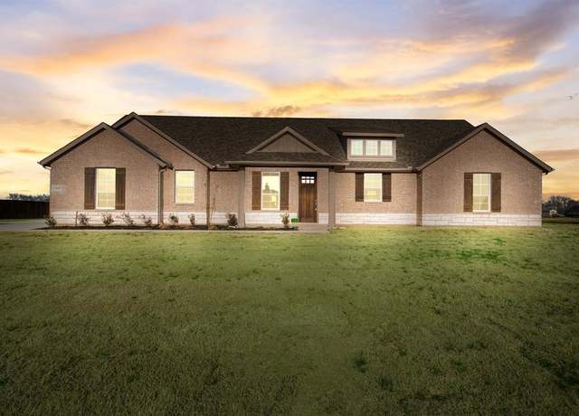 Property at 2605 Witness Tree Rd, Oak Ridge, TX 75161, 3 beds, 2 baths