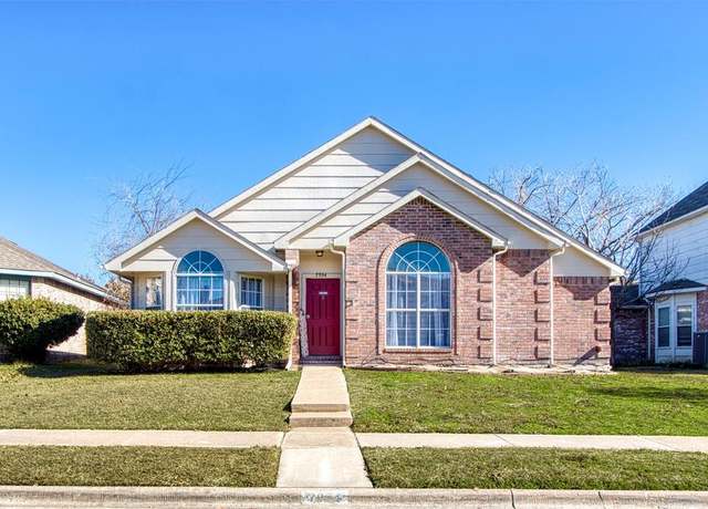 Property at 7954 Roundtable Rd, Frisco, TX 75035, 3 beds, 2 baths
