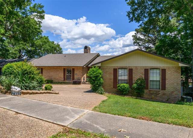 Property at 2415 Lakecrest Dr, Shreveport, LA 71109, 4 beds, 3.5 baths