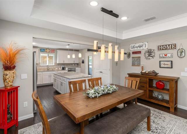 Property at 6808 Hickory Creek Dr, Frisco, TX 75036, 3 beds, 2 baths