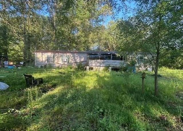 Property at 6948 N Colony Dr, Shreveport, LA 71107, 3 beds, 2 baths