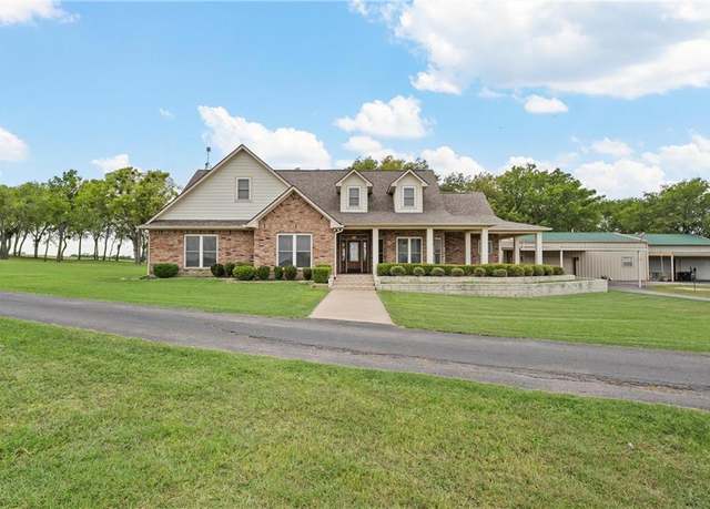 Property at 113 CR 453 Rd, Troy, TX 76579, 3 beds, 2.5 baths