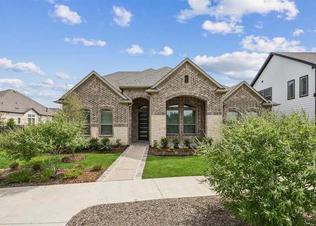 Property at 1017 Daisy Way, Crowley, TX 76036, 4 beds, 3.5 baths
