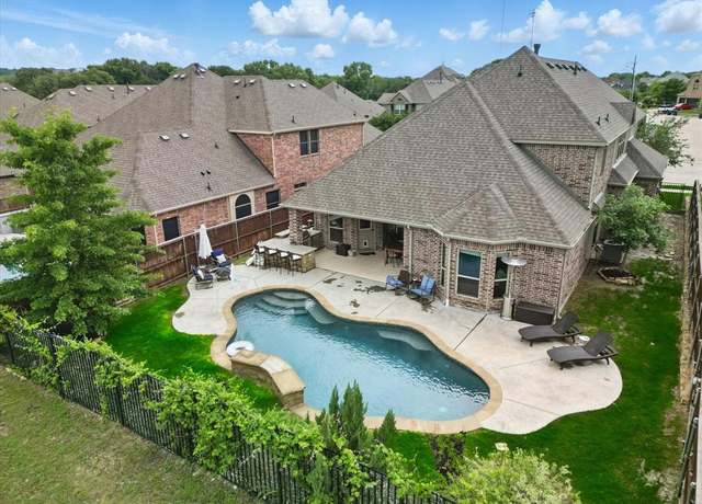 Property at 4024 Las Colina Dr, Fort Worth, TX 76179, 5 beds, 2.5 baths