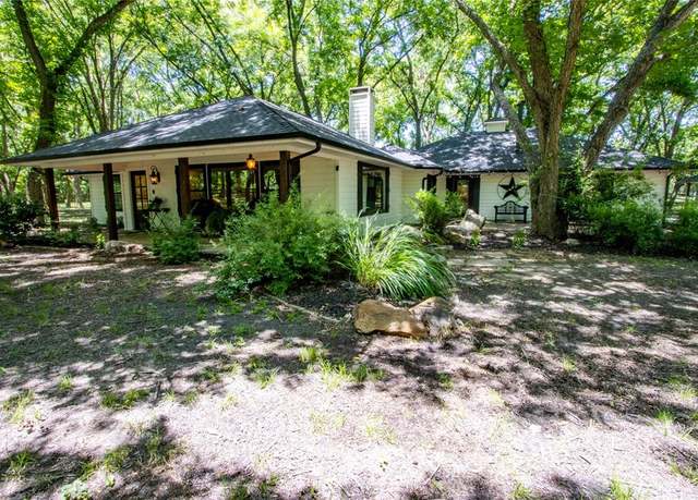 Property at 5113 County Road 862, Mckinney, TX 75071, 3 beds, 2.5 baths