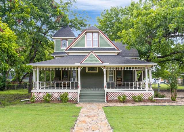 Property at 315 S Denny St, Howe, TX 75459, 4 beds, 3 baths