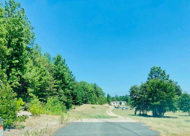 Property at 13701 N US Highway 79 Hwy, Palestine, TX 75801, 3 beds, 2 baths
