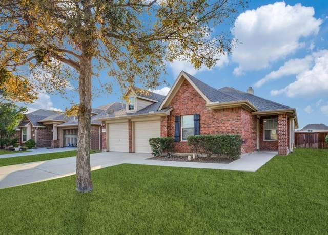 Property at 2725 Cascade Cove Dr, Little Elm, TX 75068, 3 beds, 2 baths