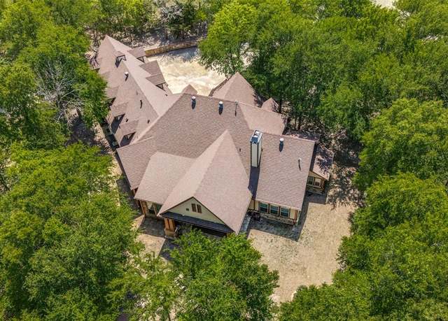 Property at 13998 Windham Dr, Van Alstyne, TX 75495, 4 beds, 3 baths