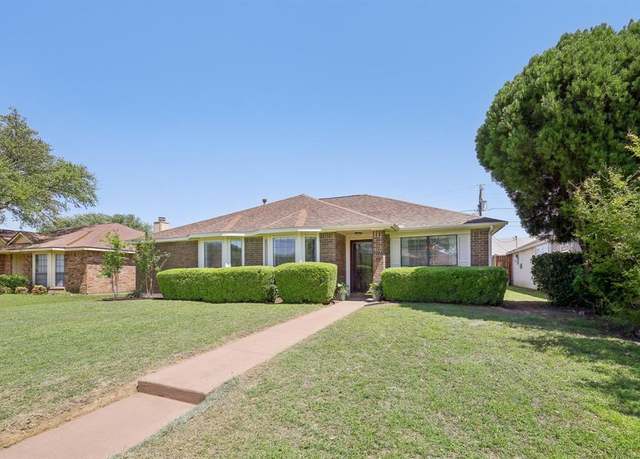 Property at 5226 Freestone Cir, Dallas, TX 75227, 4 beds, 2 baths