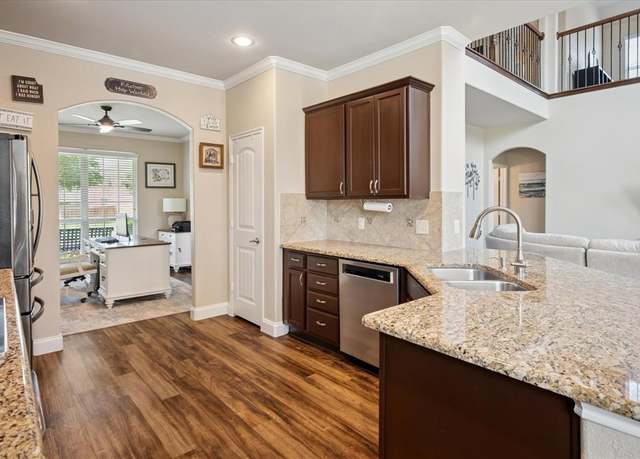 Property at 10308 Hidden Haven Dr, Mckinney, TX 75072, 4 beds, 2.5 baths