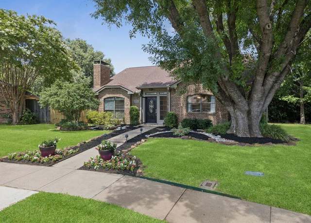 Property at 321 Antler Ct, Lewisville, TX 75067, 4 beds, 2.5 baths