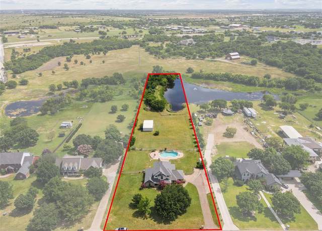 Property at 1025 Colina Vista Ln, Crowley, TX 76036, 3 beds, 3.5 baths