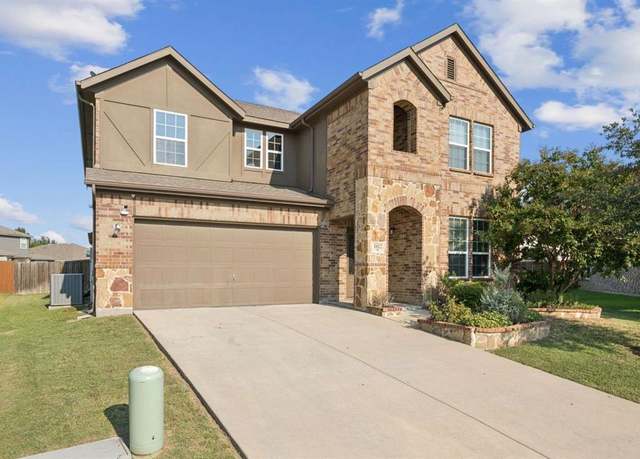 Property at 1012 Alexa Dr, Forney, TX 75126, 4 beds, 3.5 baths