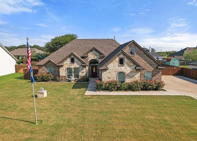 Property at 12424 Messer Ct, Fort Worth, TX 76126, 3 beds, 2 baths