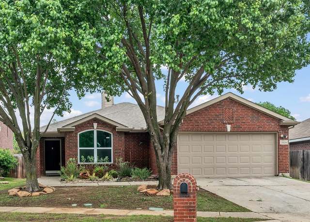 Property at 9025 Bedford Ln, Mckinney, TX 75071, 3 beds, 2 baths