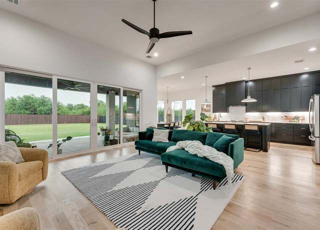 Property at 418 Whispering Way, Red Oak, TX 75154, 4 beds, 3.5 baths