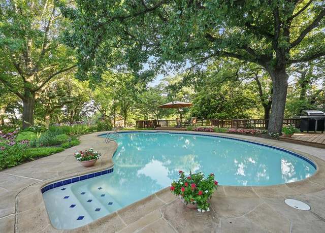 Property at 120 Hollow Oak Ct, Double Oak, TX 75077, 4 beds, 3.5 baths