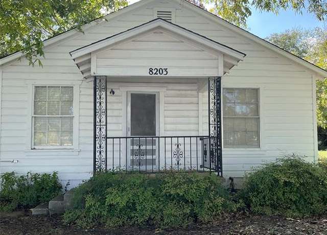 Property at 8203 Delmar St, White Settlement, TX 76108, 3 beds, 1 bath