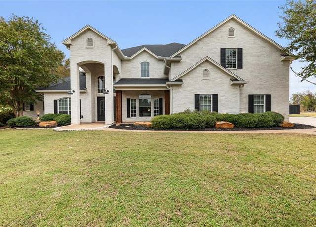 Property at 295 Settlers Creek Trl, Woodway, TX 76712, 6 beds, 4.5 baths
