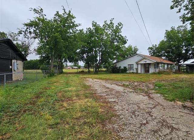 Property at 1414 Chase Ave, Cleburne, TX 76031