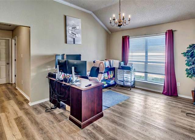 Property at 1707 Bertram Dr, Mansfield, TX 76063, 4 beds, 2 baths