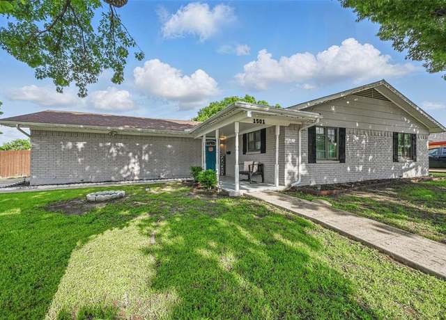Property at 1501 SE 4th St, Grand Prairie, TX 75051, 3 beds, 2 baths