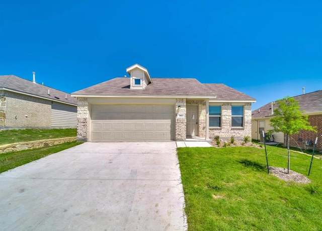 Property at 352 Sun Bluff Rd, Fort Worth, TX 76052, 3 beds, 2 baths