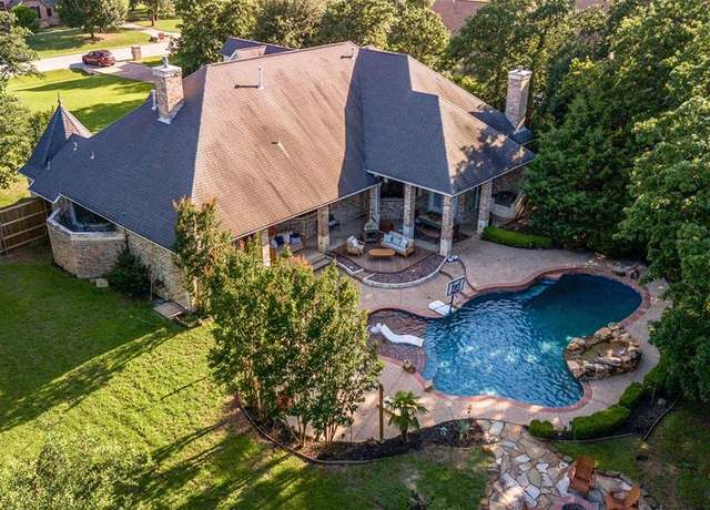 Property at 6204 Toscana Cir, Fort Worth, TX 76140, 4 beds, 3.5 baths