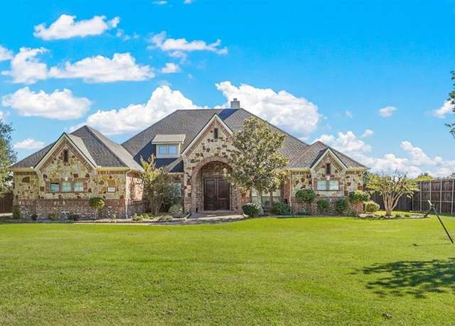 Property at 10292 County Road 213, Talty, TX 75126, 4 beds, 3 baths