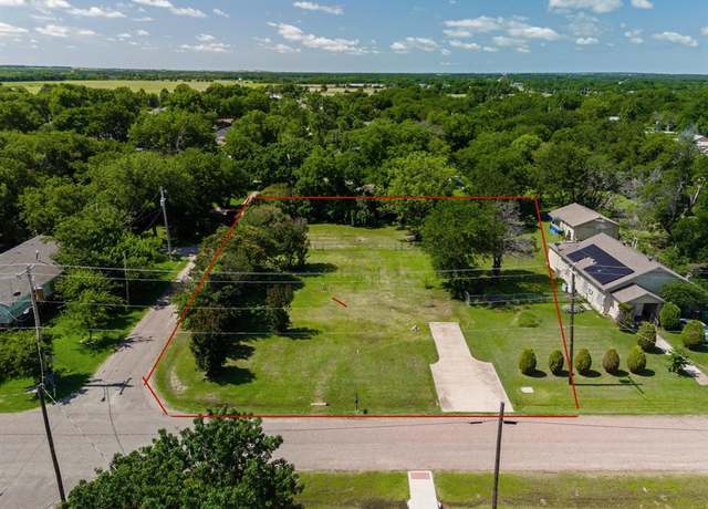 Property at 306 Gene Autry Dr, Tioga, TX 76271