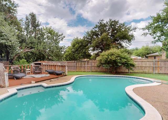 Property at 1041 Mckinley St, Benbrook, TX 76126, 4 beds, 2 baths
