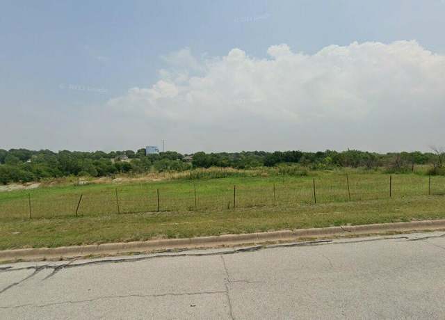 Property at 1205 S Las Vegas Trl, White Settlement, TX 76108