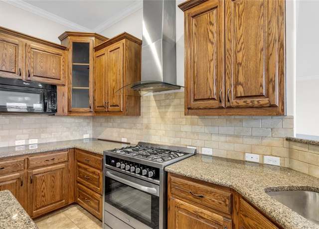 Property at 3505 Brewster Dr, Plano, TX 75025, 4 beds, 2 baths