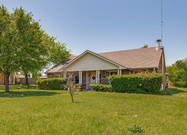 Property at 524 Olympus St, Cedar Hill, TX 75104, 3 beds, 2 baths