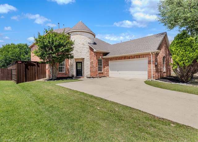 Property at 8411 Davis Dr, Frisco, TX 75036, 4 beds, 2.5 baths