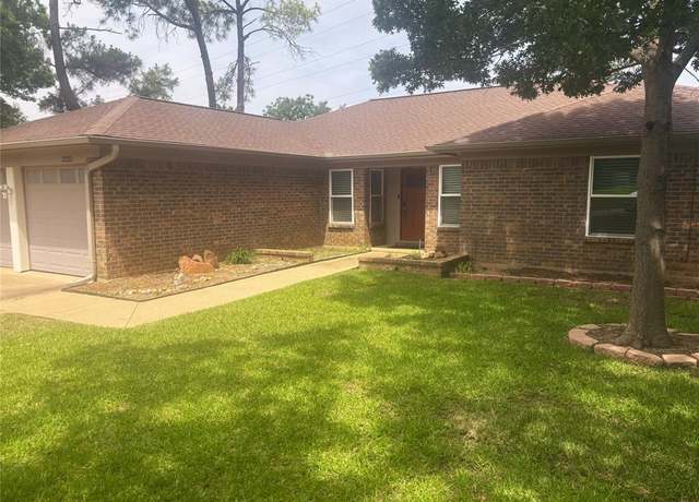 Property at 3325 Derby Cir, Bedford, TX 76021, 3 beds, 2 baths