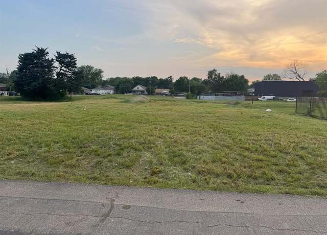 Property at 3733 Kolloch Dr, Dallas, TX 75216