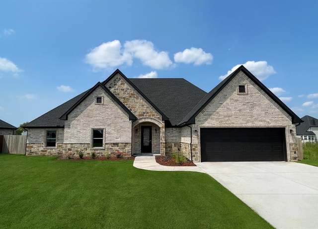 Property at 901 Shirley Jean Ln, Collinsville, TX 76233, 4 beds, 3 baths