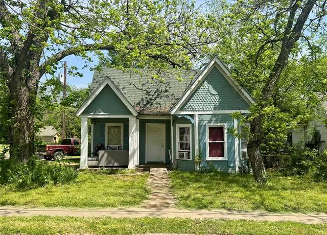 Property at 305 SW 7th St SW, Paris, TX 75460, 2 beds, 1 bath