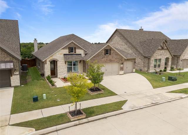Property at 15124 Devonne Dr, Aledo, TX 76008, 3 beds, 2 baths