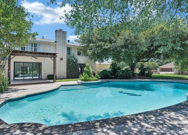 Property at 2409 Benton Rd, Bossier City, LA 71111, 4 beds, 3.5 baths