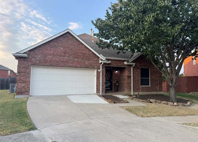 Property at 4402 Baskerville Dr, Garland, TX 75043, 4 beds, 2 baths