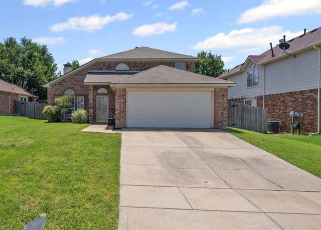 Property at 618 Dorchester Ln, Mansfield, TX 76063, 3 beds, 2.5 baths