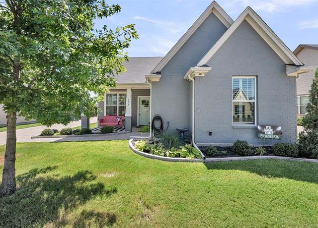Property at 504 Kase Ct, Burleson, TX 76028, 3 beds, 2 baths